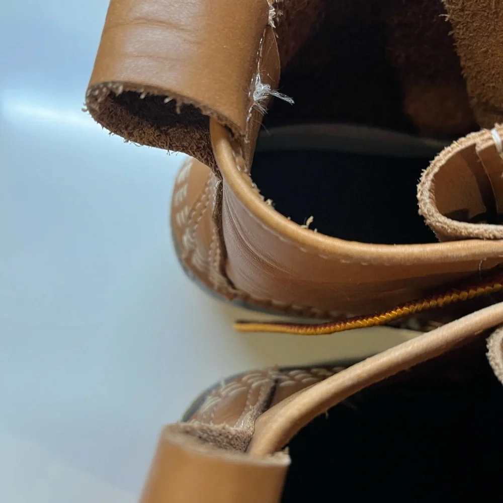 L.L.Bean kids Bean boots 8 inches insulated like new condition size 5 M - Picture 11 of 11